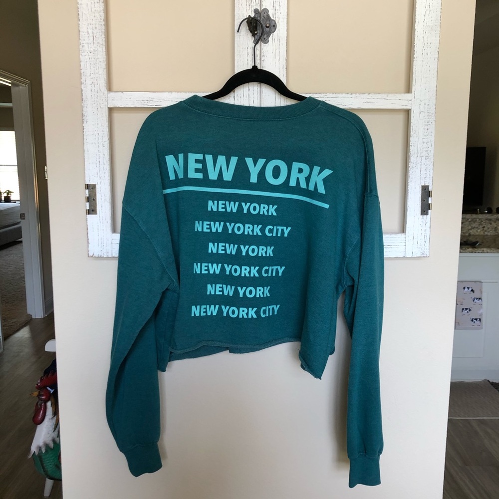 New York City crop crew neck sweatshirt